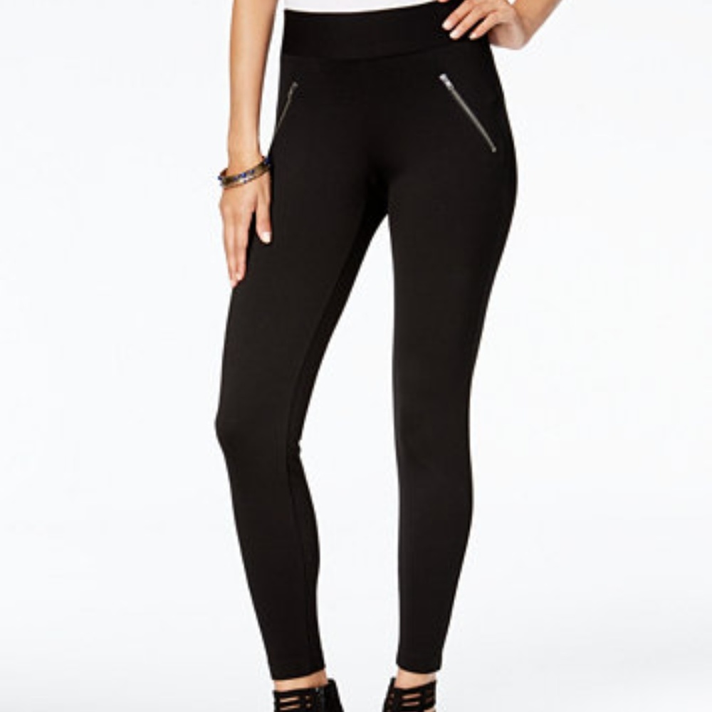 NWOT BCX Legging with Decorative Zipper